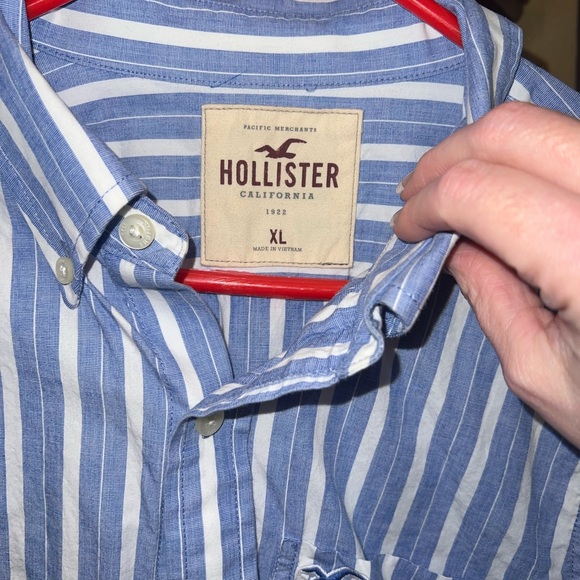 Hollister Long Sleeve dress shirt - Picture 2 of 3